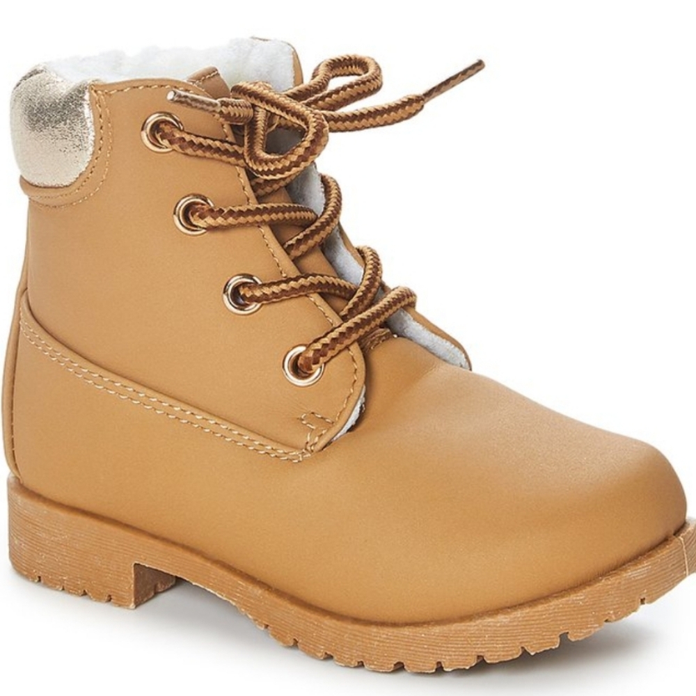 Toddler Girls Tan boots.